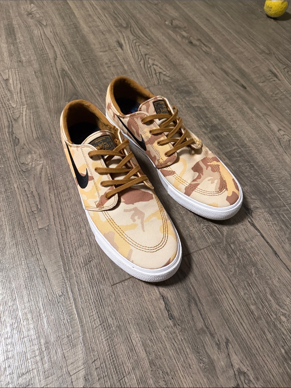 Nike Men’s Camo Canvas Sneakers - Tan/Brown/Black